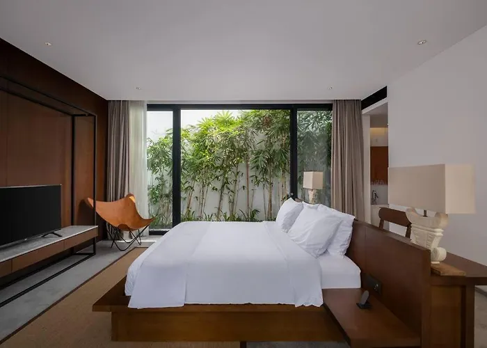 Talisman - Luxury Rooftop Only 5 Mins To Villa